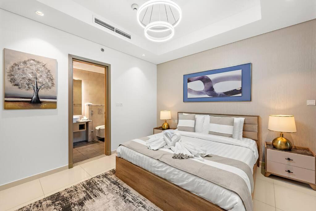 First Class 2br Luxurious High-floor Dubai