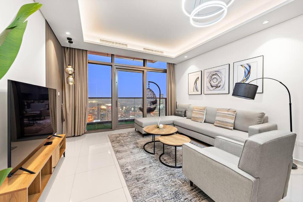 First Class 2br Luxurious High-floor * Dubai