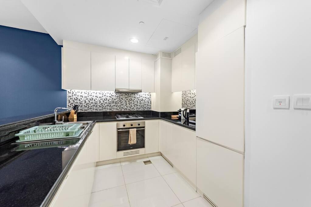 First Class 2br Luxurious High-floor Appartement Dubai
