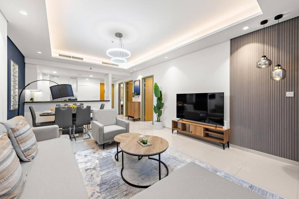 First Class 2br Luxurious High-floor Appartement